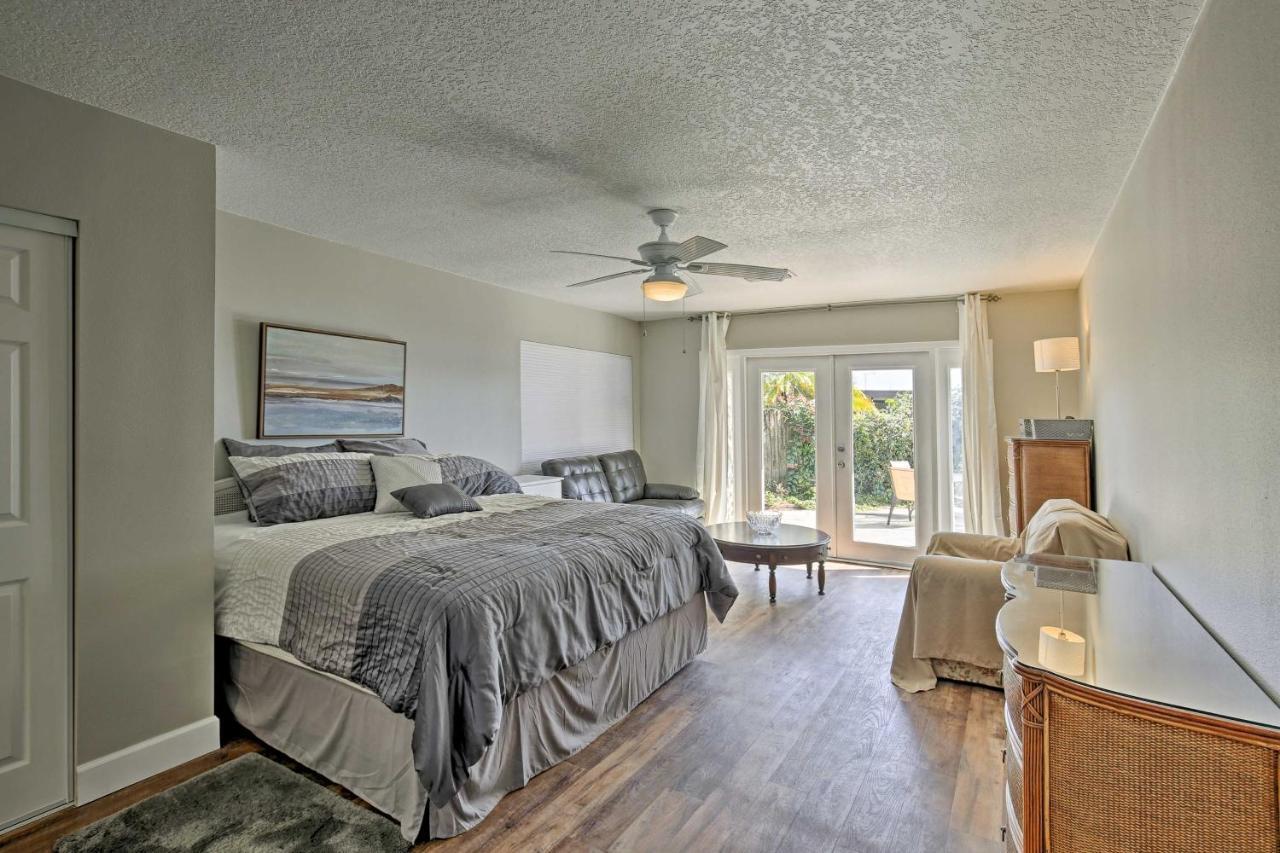 Waterfront Gem With Pool, Dock And Lanai In Tampa! Holiday home *